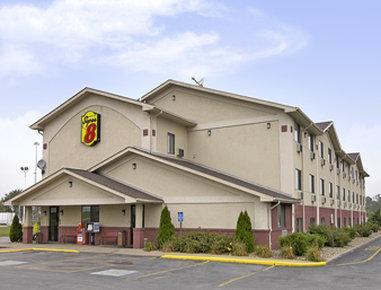 Super 8 By Wyndham Youngstown/austintown Hotel